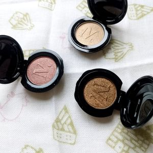 Nomad Cosmetics eyeshadows and highlighter